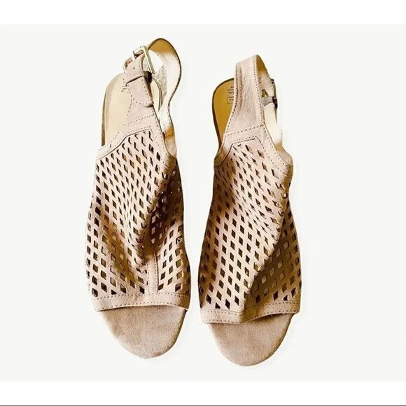 Liz Claiborne Womens Gamma  Perforated Booties Sz 9.5 Sandals Shoes - Picture 5 of 6